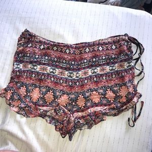 High waisted hot pants/ shorts